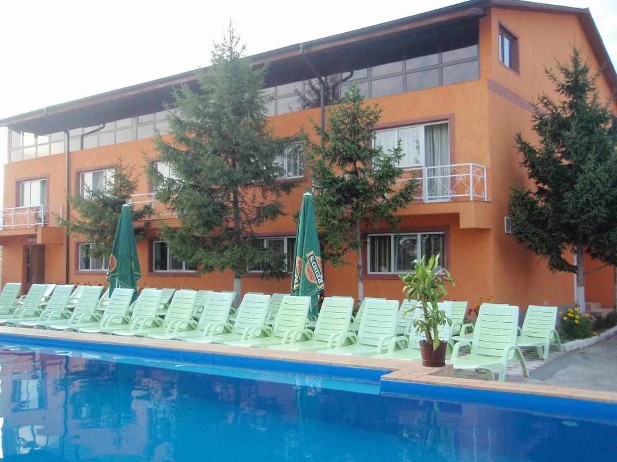 Pensiunea Paradis Vrâncean Cotesti (Vrancea) Exterior foto